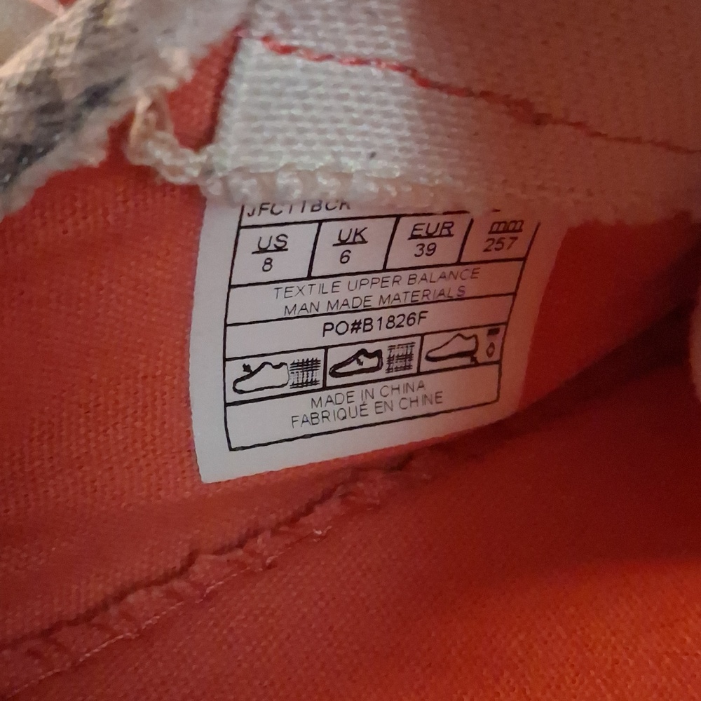 Billabong Men's Light Gray Canvas Slip-Ons with Coral Lining - Picture 2 of 10